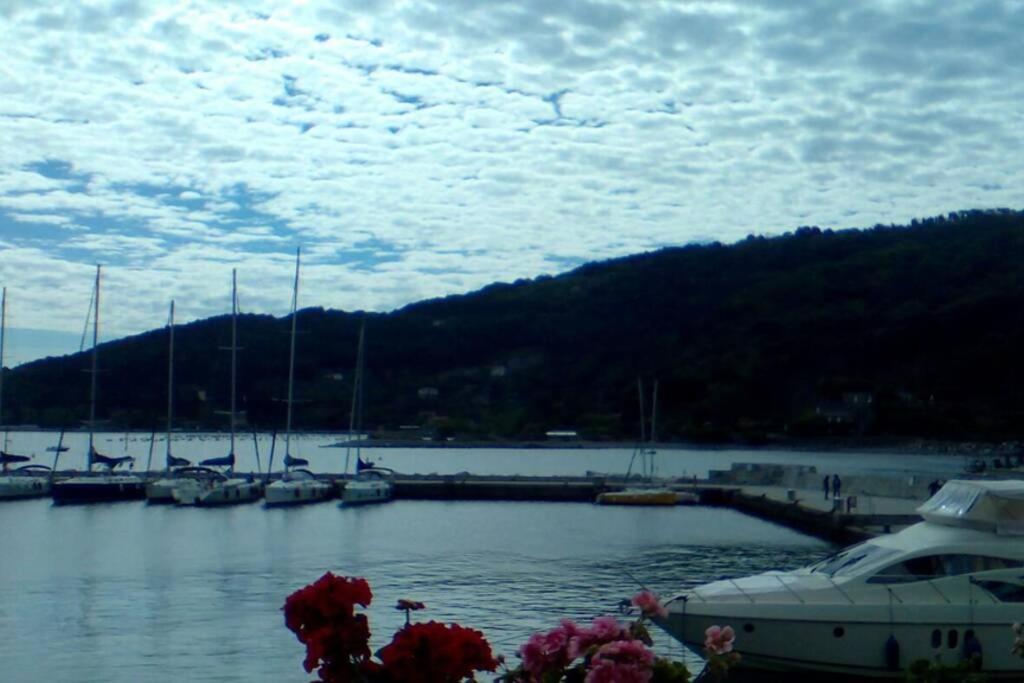 Suite Portovenere 포르토베네레 외부 사진
